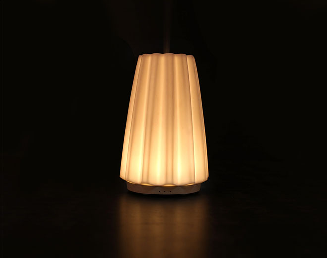 Asta ABS base Ceramic Cover aromatherapy diffuseur avec lampe